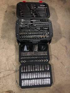 lot 29 image: Husky 290-Piece Mechanics Tools Set, Customer returns, Review all pictures