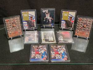 lot 41 image: (12) Shaquille ONeal Rookie Cards