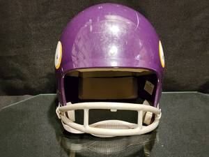 lot 54 image: Rawlings Minnesota Vikings Youth Helmet