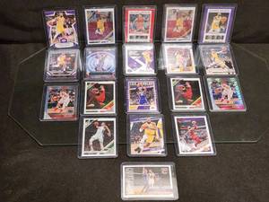 lot 89 image: (19) Assorted Basketball Cards