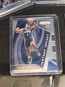 lot 85 image: (10) Assorted Zion Williamson Rookie Cards