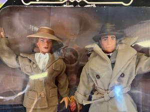 lot 18 image: Rick & Ilsa Casablanca Dolls