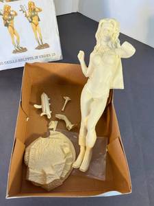 lot 45 image: Barbarella model kit