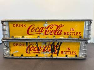 lot 57 image: 2 vintage Coca Cola crates