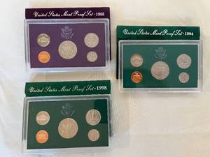 lot 89 image: U.S. Mint Proof Sets - lot of 3  198819941998 in beautiful conditionboxed
