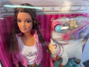 lot 96 image: Teresa & Mika Barbie from 2006, new in unopened box