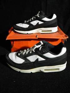 Looks New Nike Air Max 90 Leather White Stealth and Black Size 13 Mens Shoes