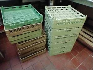 14 Plastic Dish Drainers
