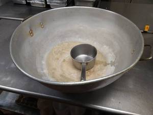 Large Metal BowlWok