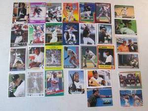 30 Frank Thomas Cards ...
