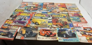 lot 78 image: Collection of Hot Rod Magazines
