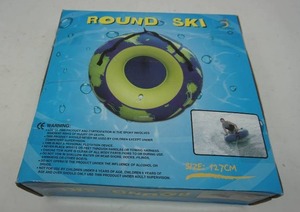 lot 21 image: Round Ski Water Tube 127cm