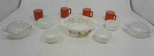 lot 102 image: (13) Pyrex Corningware Dishes