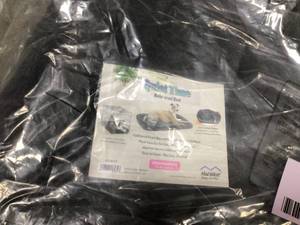 lot 41 image: Quiet Time Pet Bed not used see pictures