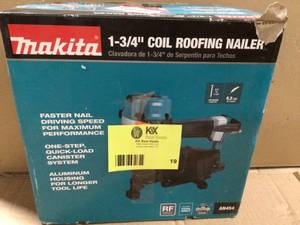 Makita  15 Degree 1-34 in. Pneumatic Coil Roofing Nailer customer return review pictures