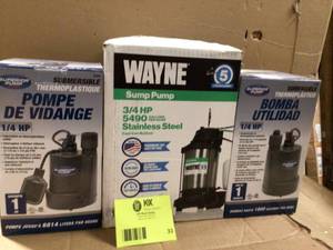 Lot of assorted Pumps various models and conditions customer returns see pictures