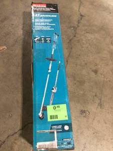 Makita  18V LXT Lithium-Ion Brushless Cordless Couple Shaft Power Head Kit wString Trimmer & 10 in. Pole Saw Attachments 4.0Ah, review all pictures