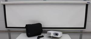 lot 11 image: Casio XJ-F100W HDMI DLP Projector, Bag & Screen