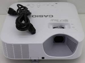 lot 21 image: Casio XJ-F100W HDMI DLP Projector