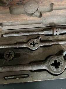 lot 17 image: Vintage Tap and Die Set