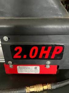 lot 21 image: Northern Industrial Double-Tank Air Compressor