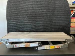 lot 80 image: Aluminum Work Ladder Platform