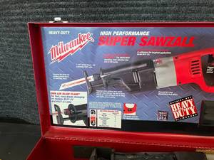 lot 78 image: Milwaukee Heavy-Duty Super Sawzall and New Reciprocating Saw Blades