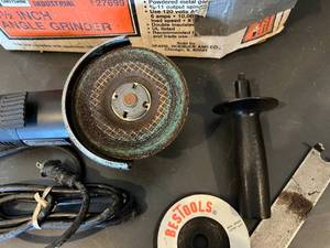 lot 92 image: Craftsman Industrial 4.5 Right Angle Grinder