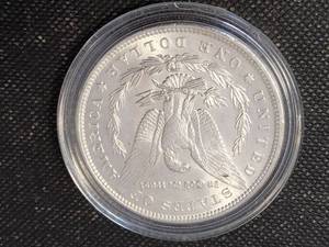 1889 MORGAN SILVER DOLLAR UNC IN AIRTITE