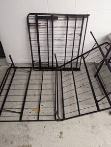 Wire bed frames