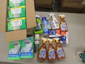 Mixed Cleaning Lot- - 12 - Multi surface WipesSanitizer and other cleaners