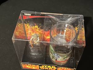 lot 23 image: Star Wars - Yoda Figure and Cup New