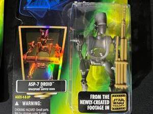 lot 40 image: Star Wars the Power of the Force Action Figures - Momaw Nadon, ASP-7 Droid New in Package