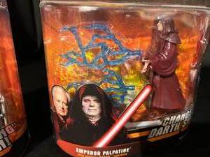 lot 52 image: Star Wars Action Figure Asst - Stass Allie, Emperor Palpatine New in Package