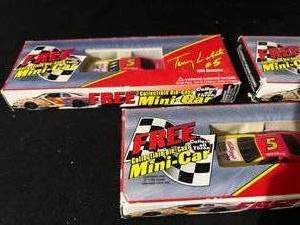 lot 85 image: Kelloggs Racing Collectable Cars New in Package