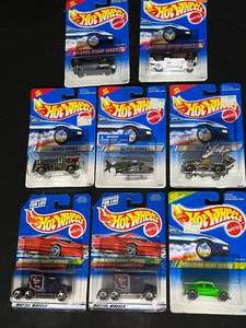 lot 90 image: Treasure Hunt Series, Silver Series & Steel Stamp Series Hot Wheels - New in Package