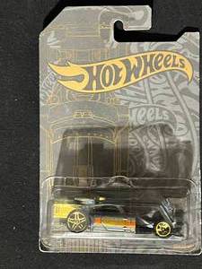 lot 100 image: Hot Wheels 50  & More - Lot of 11 - New in Package