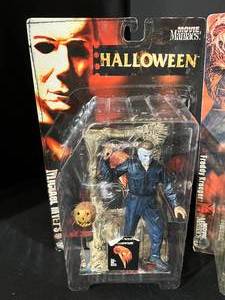 lot 119 image: Freddy Krueger & Michael Myers Figures - New in Package