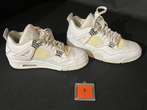 lot 145 image: White Nike Air 4 Jordan Tennis Shoes