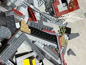 lot 132 image: Spider Man Lego Set and More