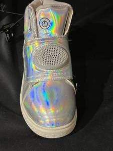 lot 154 image: Shoe Beatz size 6
