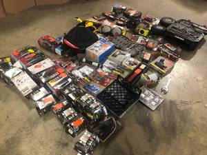 Lot of Assorted Mechanic and Hand Tools, accesories and hardware Various Models and Conditions See Pictures
