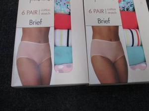 lot 48 image: 2- 6pks XLSecret Treasures Brief...