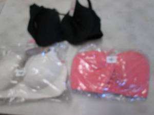 lot 69 image: 3- 40 D Bras...