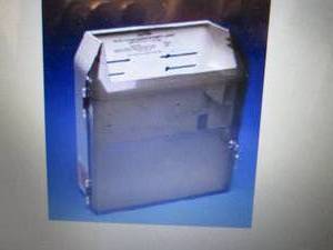 lot 209 image: Covidien - 31307005 - Wall Cabinet,...