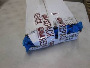lot 250 image: Open box Blue Trash Liners 30.5x43 ...