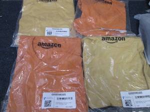lot 290 image: 4 Mens Goodthreads Short Sleeved 2...