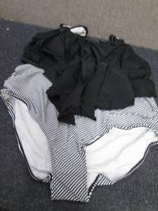 lot 341 image: 3XL 2 pc Ladies Tankini...