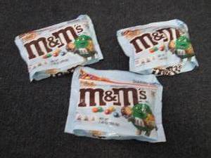 lot 437 image: 3- 7.40 bags M&Ms Crunchy Cookie...