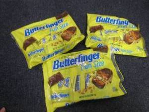 lot 441 image: 3-10.2 oz Bags Butterfinger Fun Siz...